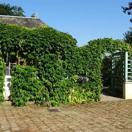 Le Camelia A Manoir Sainte Cecile B&B